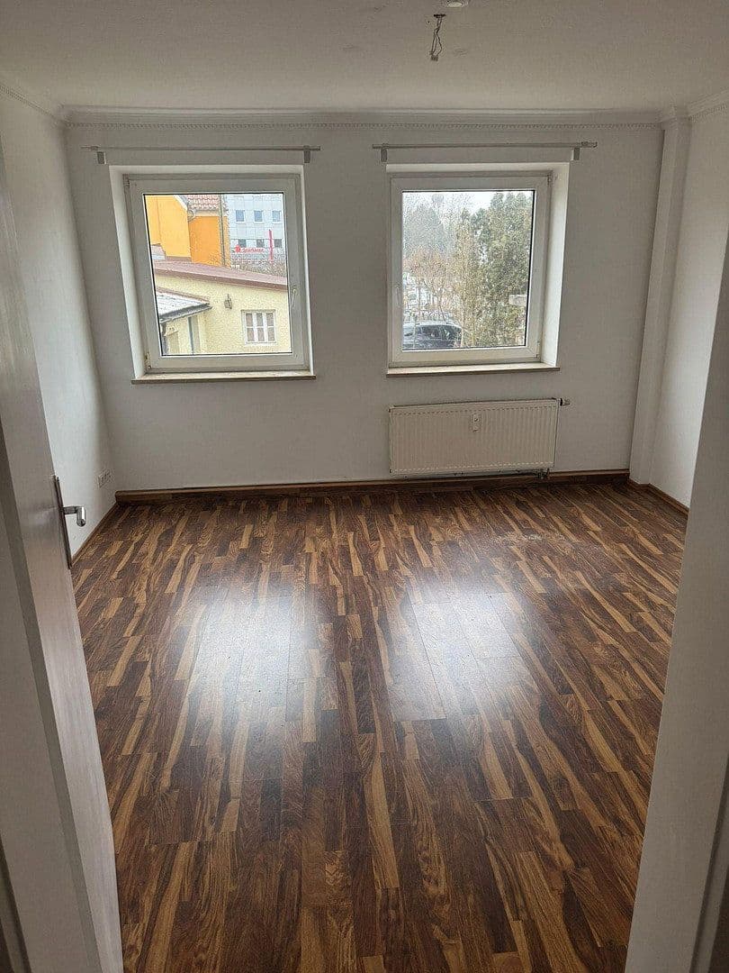 Prenájom bytu 3-izbový 75 m², Aichach, Bavorsko Prenájom bytu 3-izbový 75 m², Aichach, Bavorsko