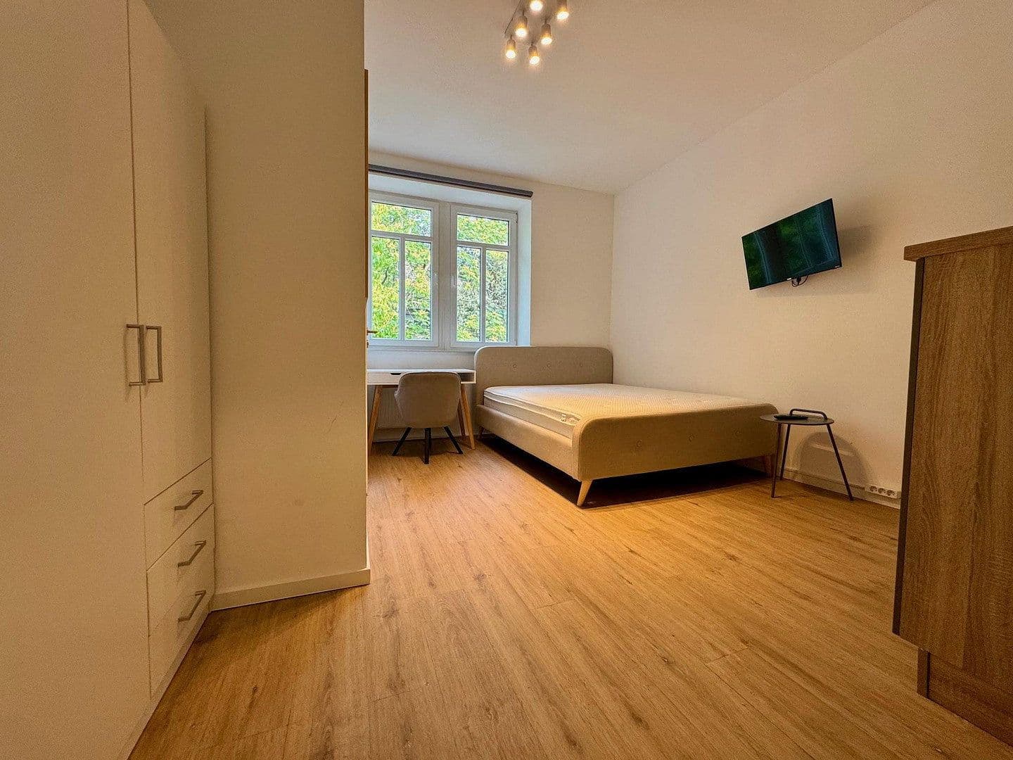 Prenájom bytu 1-izbový 20 m², Durlach, Bádensko-Wurttembersko Prenájom bytu 1-izbový 20 m², Durlach, Bádensko-Wurttembersko