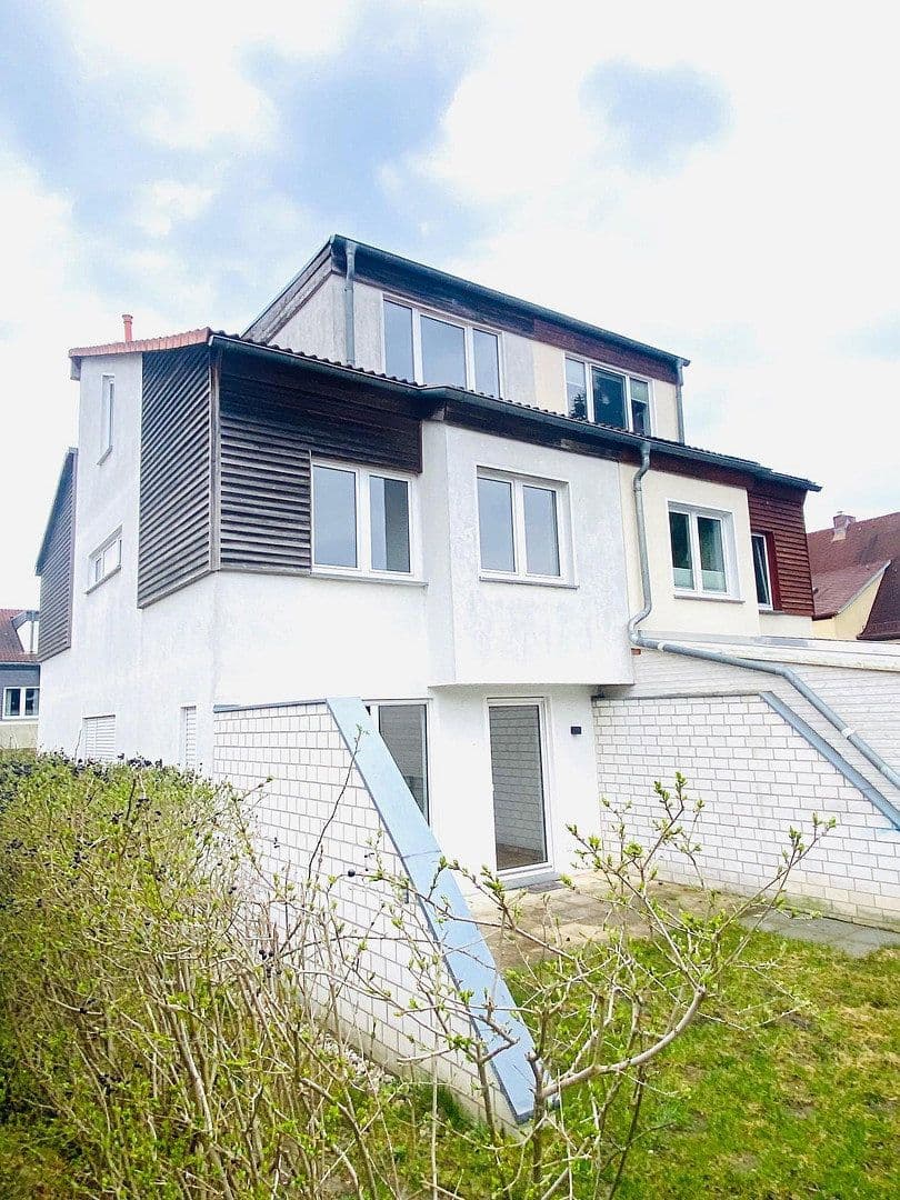 Predaj domu 124 m², pozemok 280 m², Berlin, Berlín Predaj domu 124 m², pozemok 280 m², Berlin, Berlín