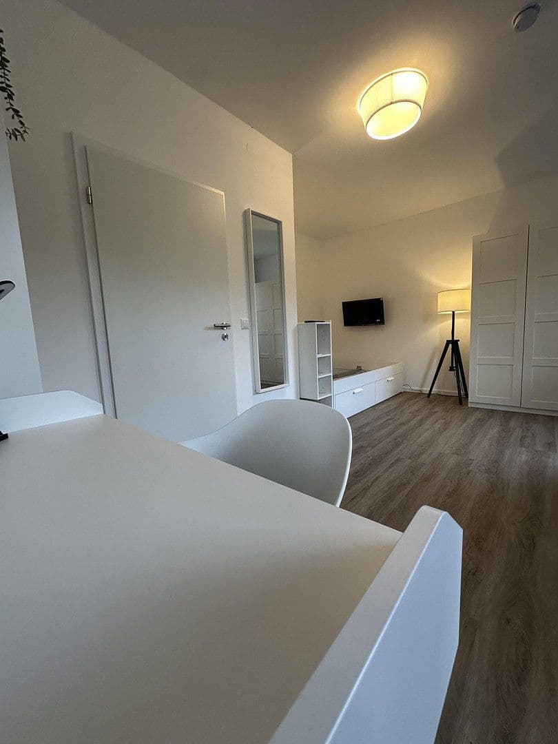 Prenájom bytu 1-izbový 32 m², Albertstraße 76, Düsseldorf, Severné Porýnie - Westfálsko Prenájom bytu 1-izbový 32 m², Albertstraße 76, Düsseldorf, Severné Porýnie - Westfálsko