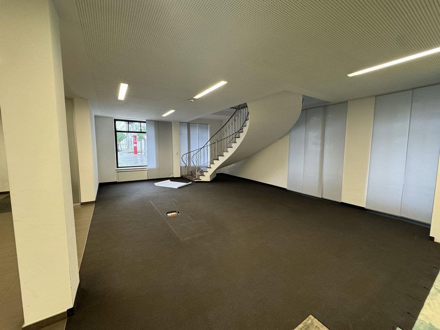 Prenájom kancelárie 441 m², Stadtplatz 6, Miesbach, Bavorsko Prenájom kancelárie 441 m², Stadtplatz 6, Miesbach, Bavorsko
