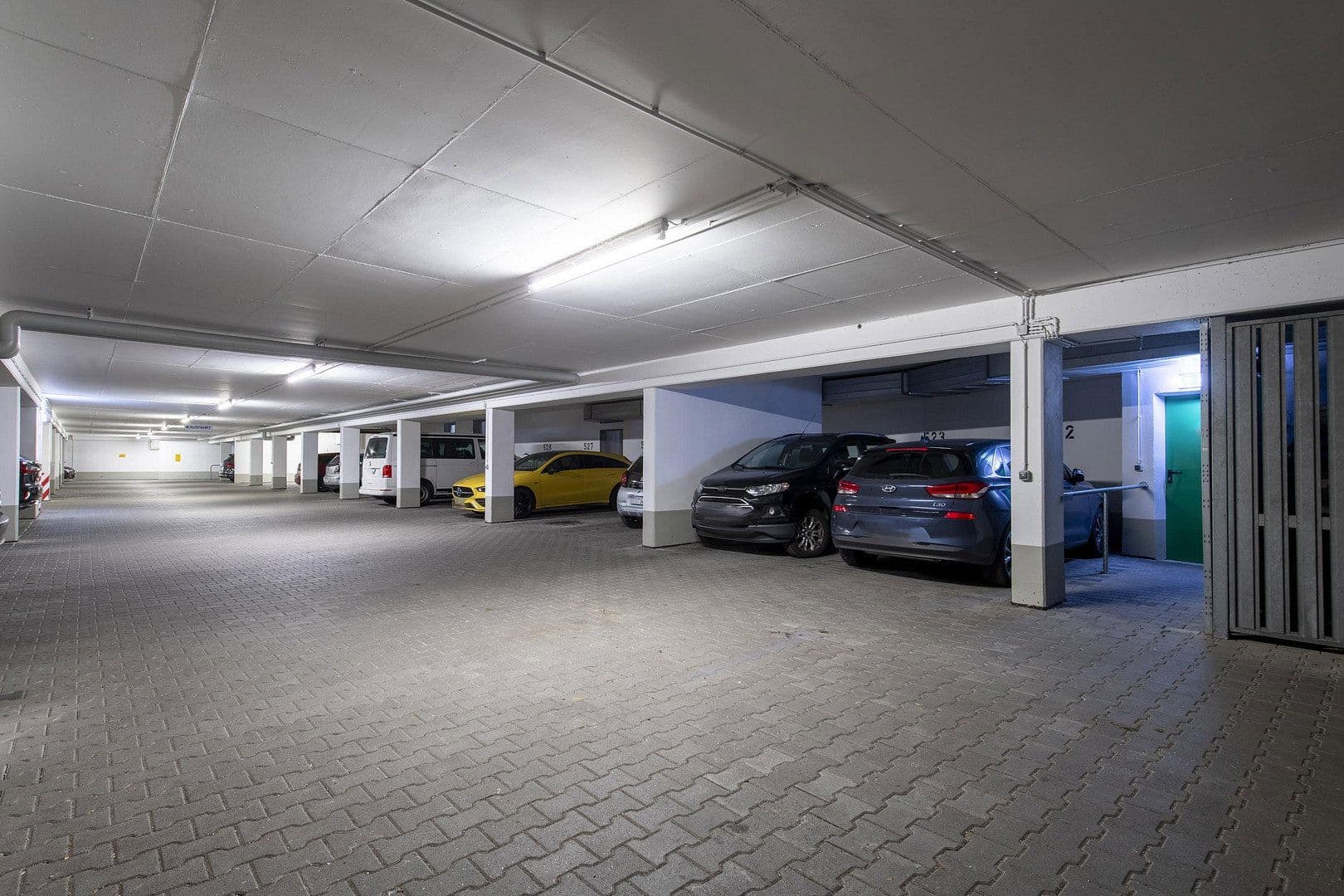 Prenájom bytu 2-izbový 70 m², Fürkhofstr. 18, München-Bogenhausen, Bavorsko Prenájom bytu 2-izbový 70 m², Fürkhofstr. 18, München-Bogenhausen, Bavorsko