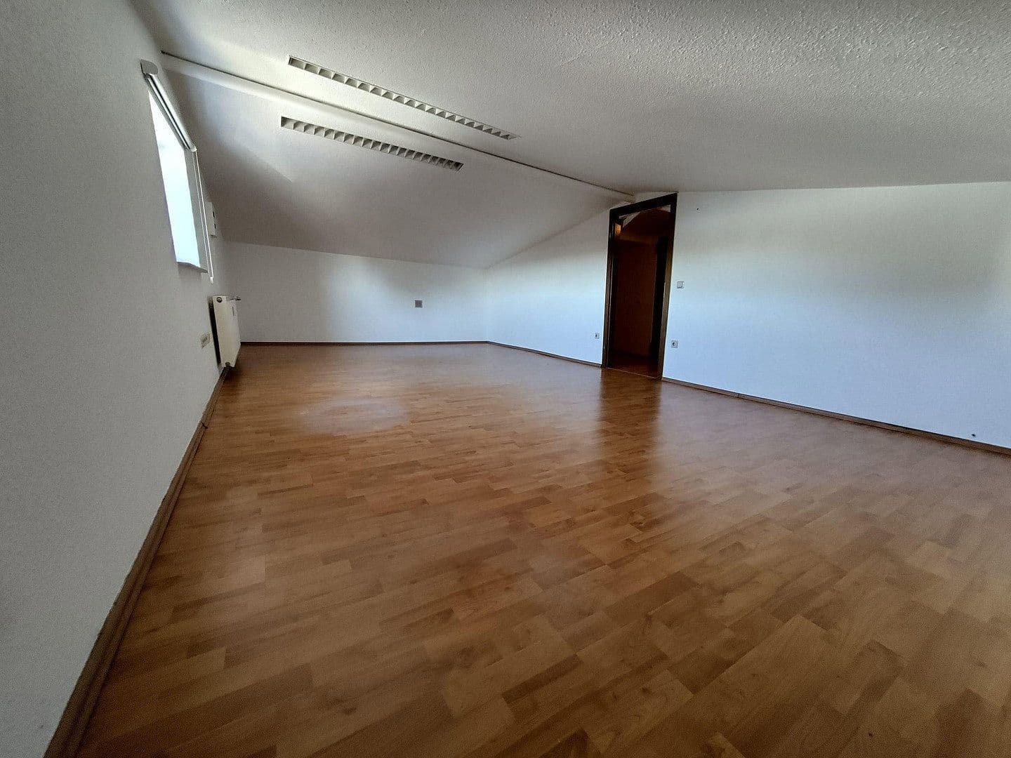 Prenájom kancelárie 50 m², Zum Eisenhammer 18A, Oberhausen, Severné Porýnie - Westfálsko Prenájom kancelárie 50 m², Zum Eisenhammer 18A, Oberhausen, Severné Porýnie - Westfálsko