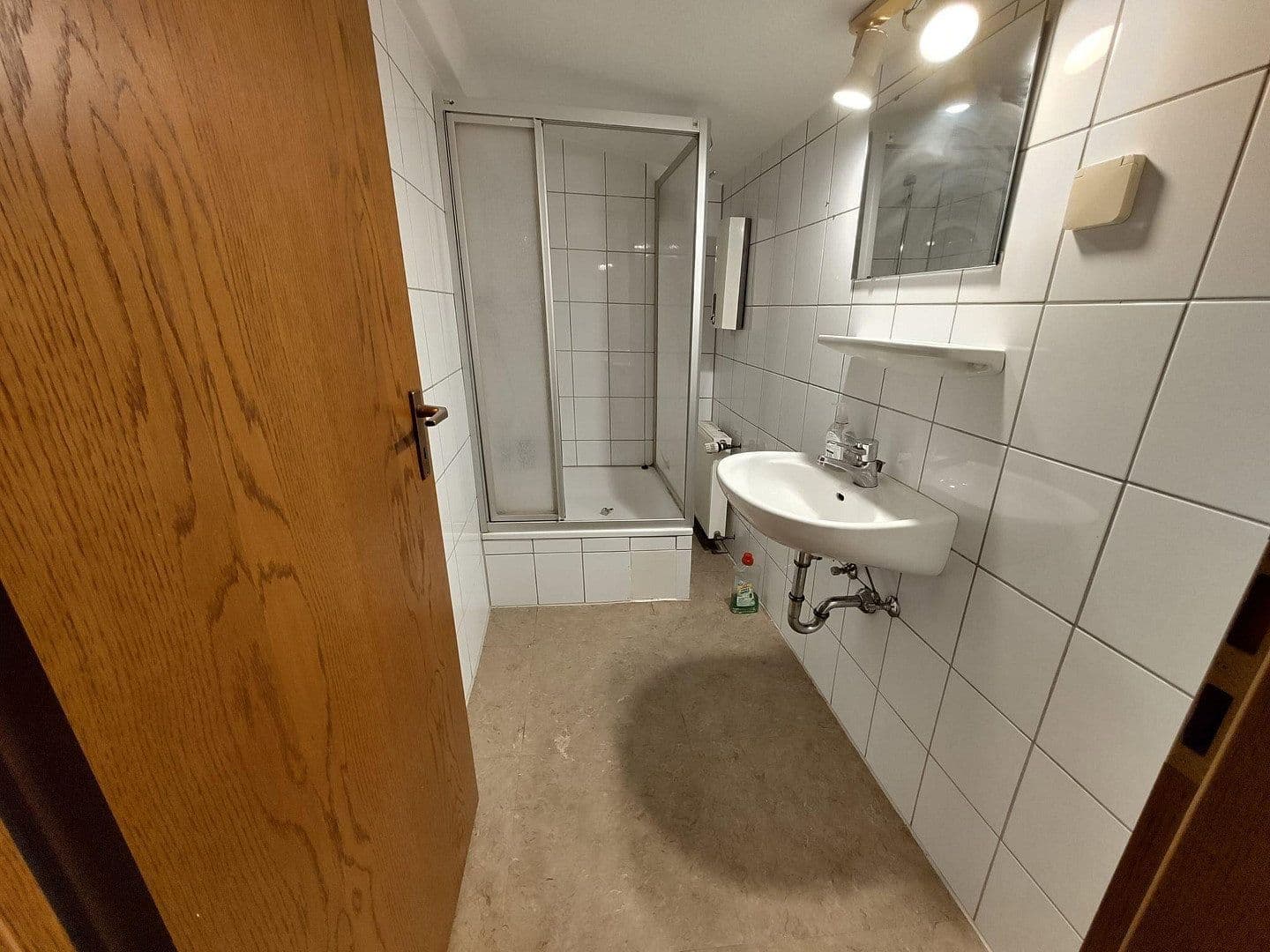 Prenájom kancelárie 50 m², Zum Eisenhammer 18A, Oberhausen, Severné Porýnie - Westfálsko Prenájom kancelárie 50 m², Zum Eisenhammer 18A, Oberhausen, Severné Porýnie - Westfálsko