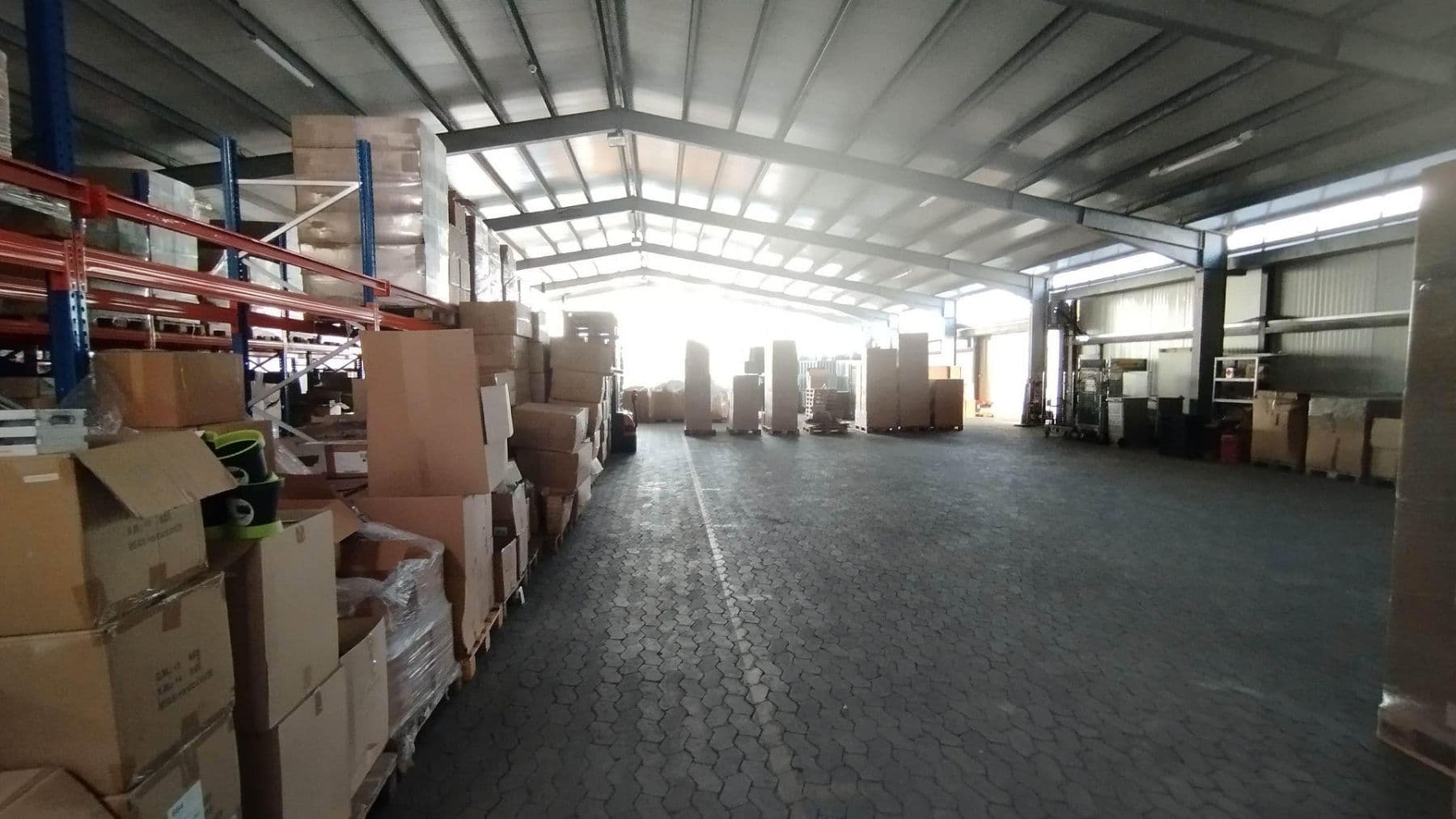 Prenájom nebytového priestoru 1.000 m², Industriegebiet 6, Saarbrücken, Sársko Prenájom nebytového priestoru 1.000 m², Industriegebiet 6, Saarbrücken, Sársko