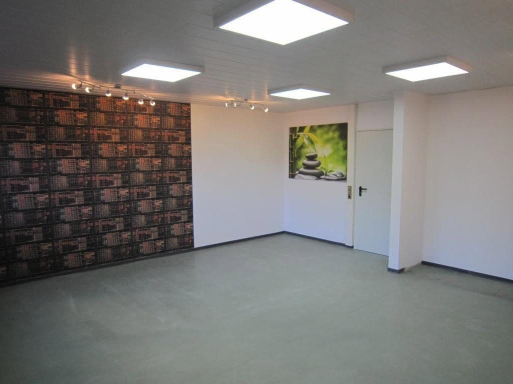Prenájom nebytového priestoru 1.000 m², Industriegebiet 6, Saarbrücken, Sársko Prenájom nebytového priestoru 1.000 m², Industriegebiet 6, Saarbrücken, Sársko
