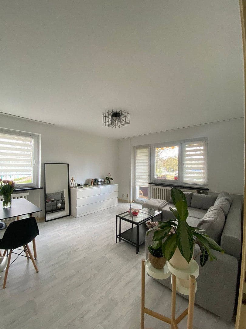 Prenájom bytu 2-izbový 49 m², Wolfsburg, Dolné Sasko Prenájom bytu 2-izbový 49 m², Wolfsburg, Dolné Sasko