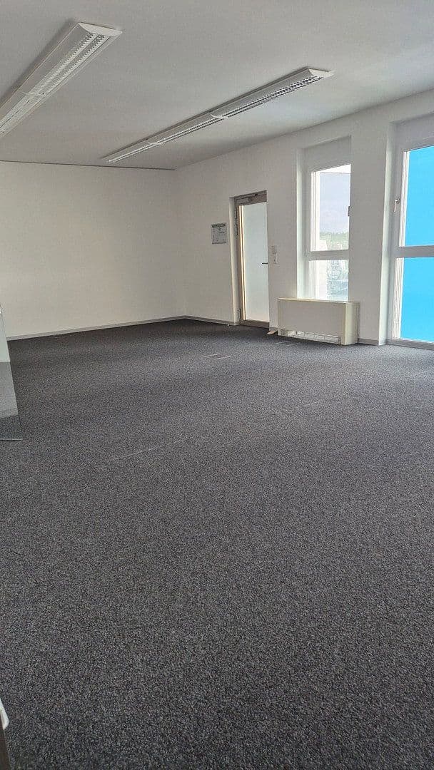Prenájom kancelárie 613 m², Alzenau, Bavorsko Prenájom kancelárie 613 m², Alzenau, Bavorsko
