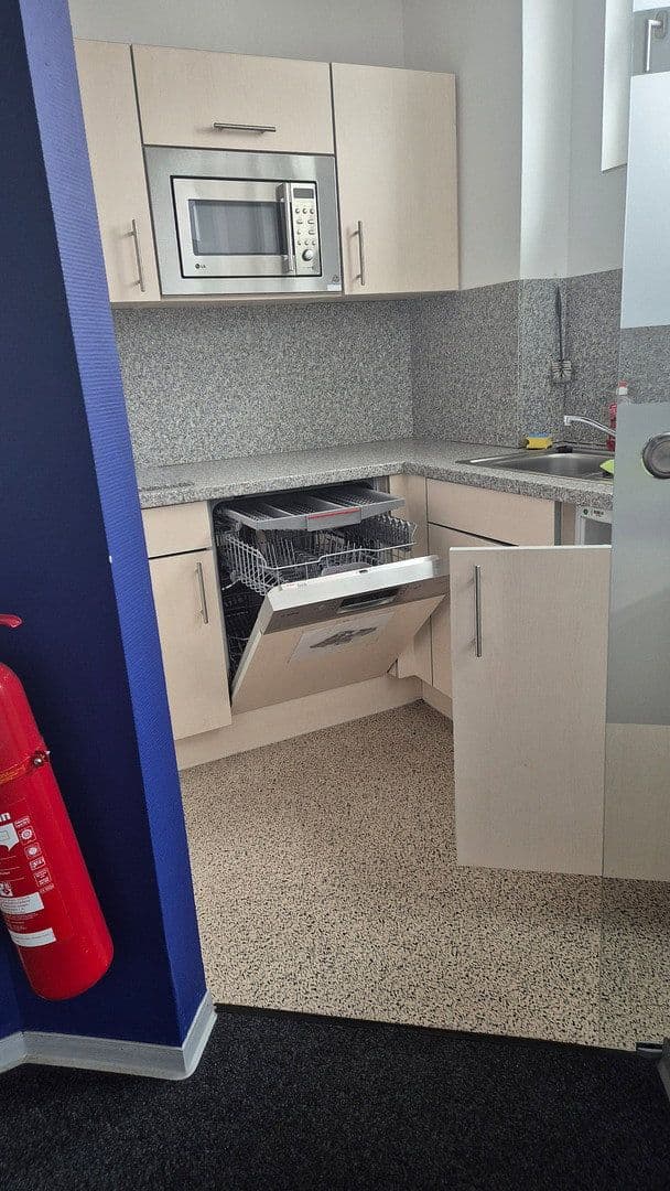 Prenájom kancelárie 613 m², Alzenau, Bavorsko Prenájom kancelárie 613 m², Alzenau, Bavorsko