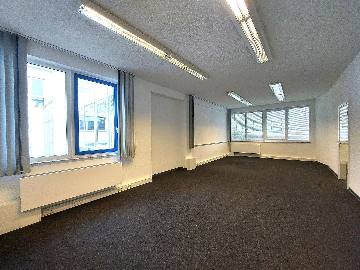 Prenájom kancelárie 200 m², Alzenau, Bavorsko Prenájom kancelárie 200 m², Alzenau, Bavorsko