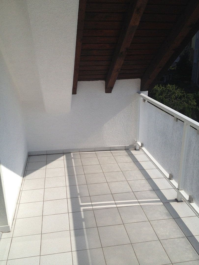 Prenájom bytu 3-izbový 120 m², Gotha, Durínsko Prenájom bytu 3-izbový 120 m², Gotha, Durínsko