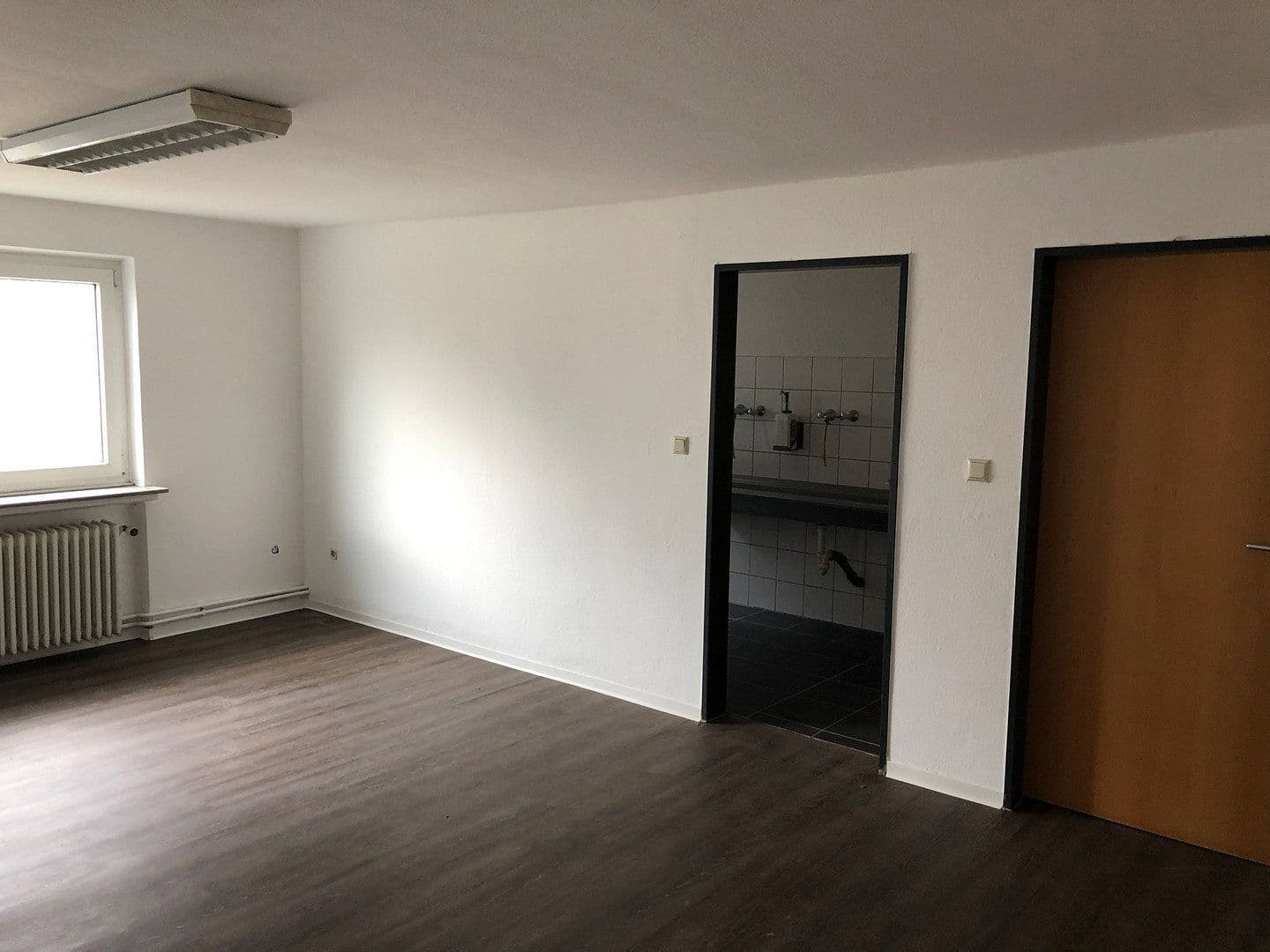 Prenájom nebytového priestoru 1.700 m², Wöstendöllen 24, Visbek, Dolné Sasko Prenájom nebytového priestoru 1.700 m², Wöstendöllen 24, Visbek, Dolné Sasko