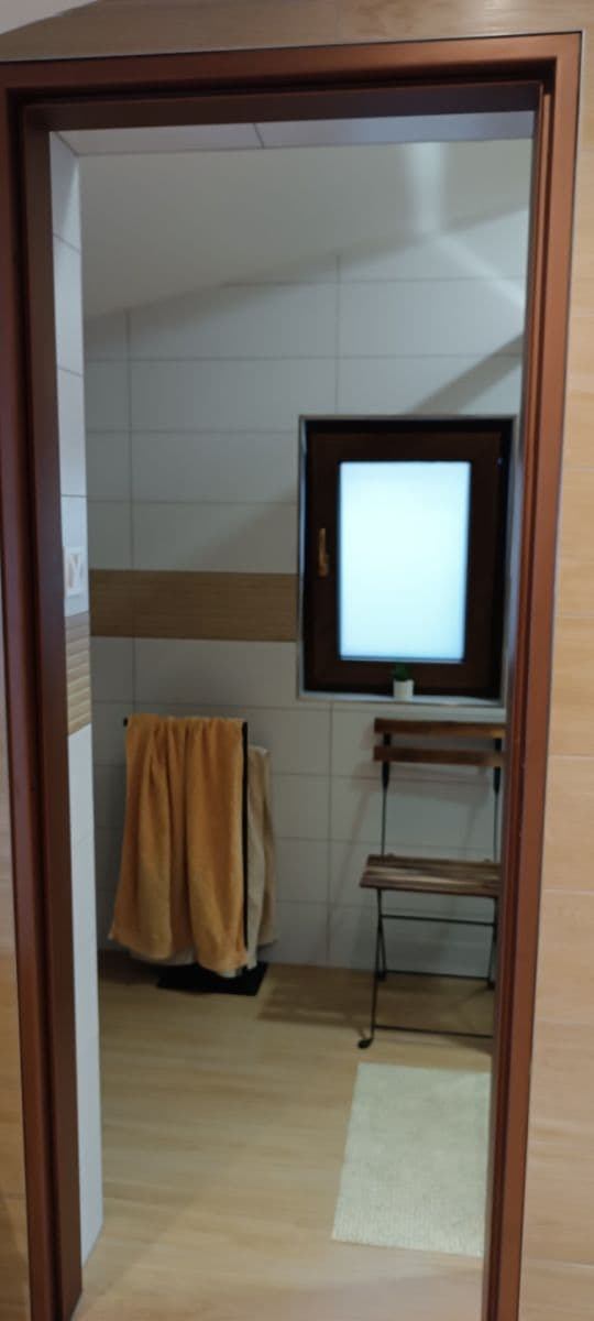 Predaj rekreačného objektu 60 m², pozemok 1.550 m², Benešov, Středočeský kraj Predaj rekreačného objektu 60 m², pozemok 1.550 m², Benešov, Středočeský kraj