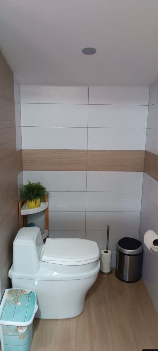 Predaj rekreačného objektu 60 m², pozemok 1.550 m², Benešov, Středočeský kraj Predaj rekreačného objektu 60 m², pozemok 1.550 m², Benešov, Středočeský kraj
