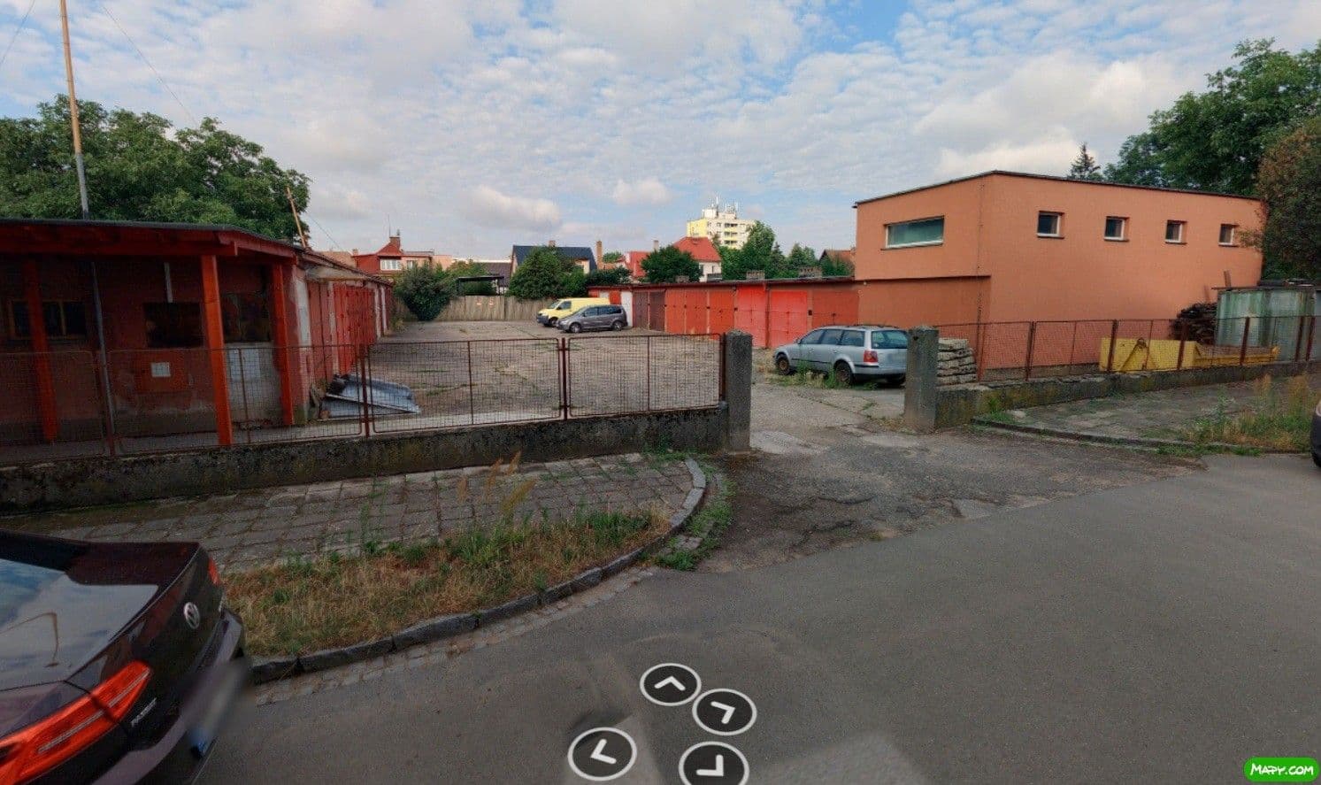 Prenájom garáže 19 m², Hradec Králové, Královéhradecký kraj Prenájom garáže 19 m², Hradec Králové, Královéhradecký kraj