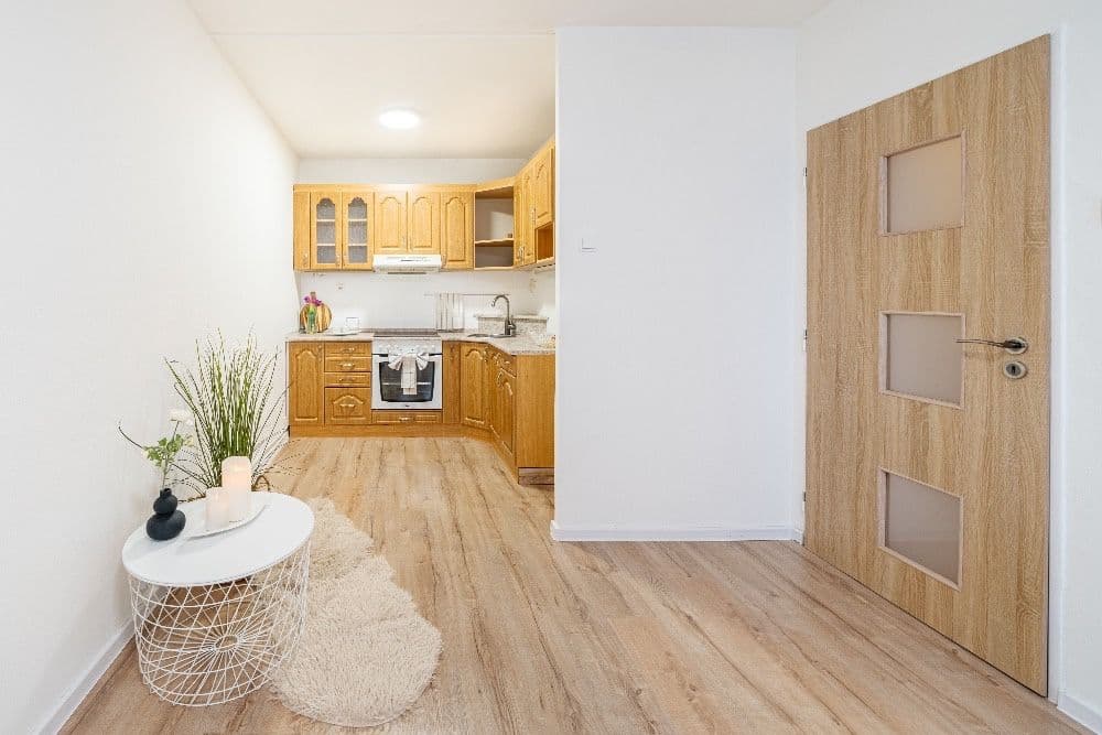 Prenájom bytu 2-izbový 40 m², Karla Marxe, Most, Ústecký kraj Prenájom bytu 2-izbový 40 m², Karla Marxe, Most, Ústecký kraj