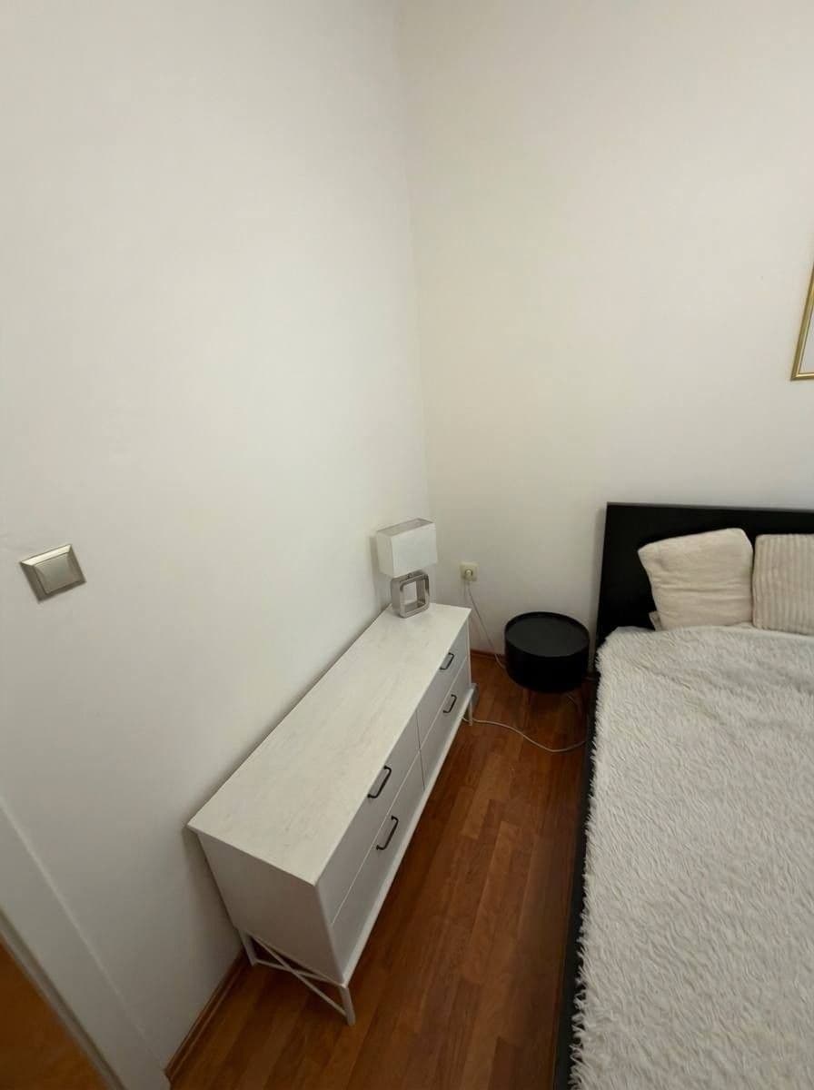 Prenájom bytu 2-izbový 49 m², Přemyslovská, Praha, Praha Prenájom bytu 2-izbový 49 m², Přemyslovská, Praha, Praha