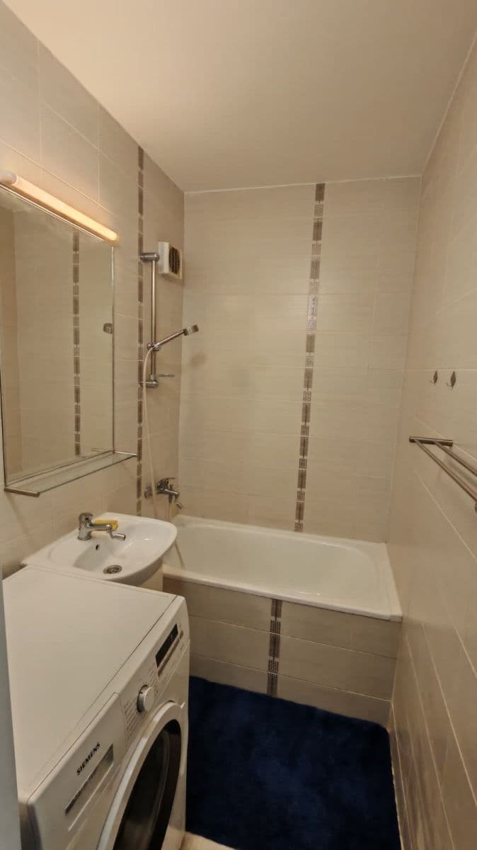Prenájom bytu 2-izbový 50 m², Plickova, Praha, Praha Prenájom bytu 2-izbový 50 m², Plickova, Praha, Praha