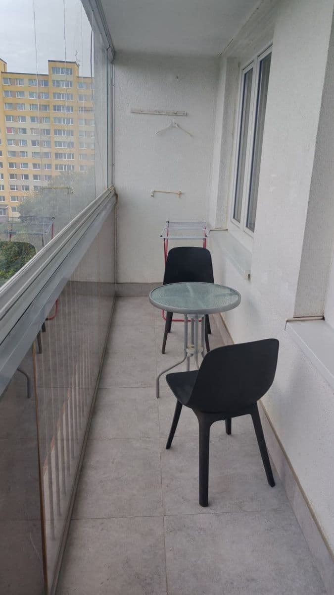 Prenájom bytu 2-izbový 50 m², Plickova, Praha, Praha Prenájom bytu 2-izbový 50 m², Plickova, Praha, Praha