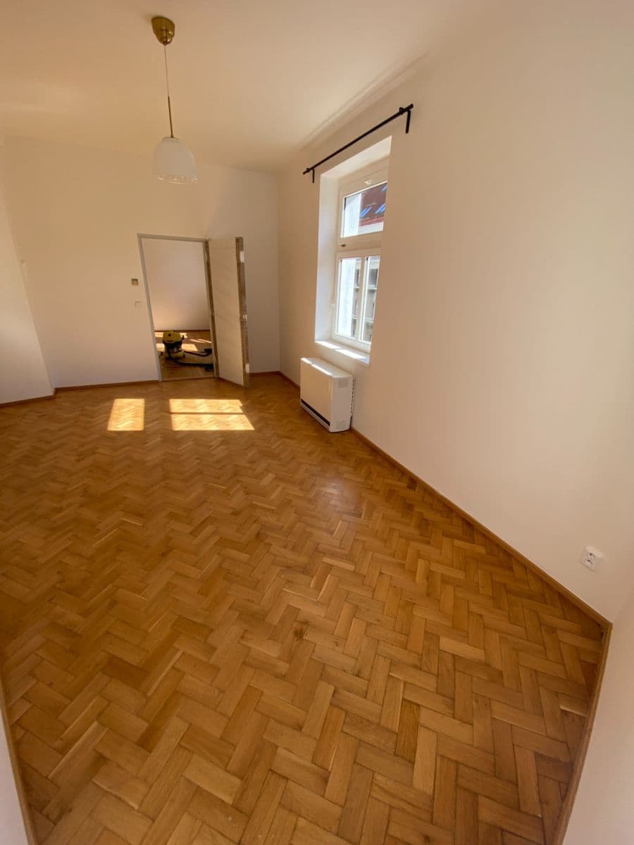 Prenájom bytu 2-izbový 42 m², Ježkova, Praha, Praha Prenájom bytu 2-izbový 42 m², Ježkova, Praha, Praha