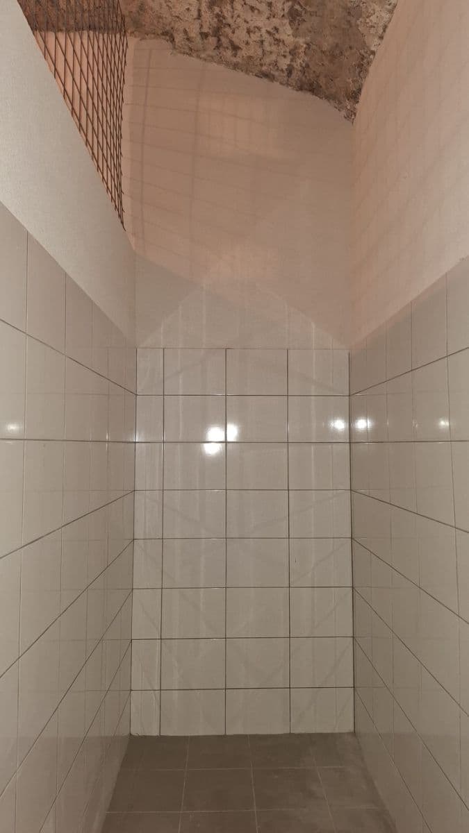 Predaj nebytového priestoru 4 m², U Rajské zahrady, Praha, Praha Predaj nebytového priestoru 4 m², U Rajské zahrady, Praha, Praha