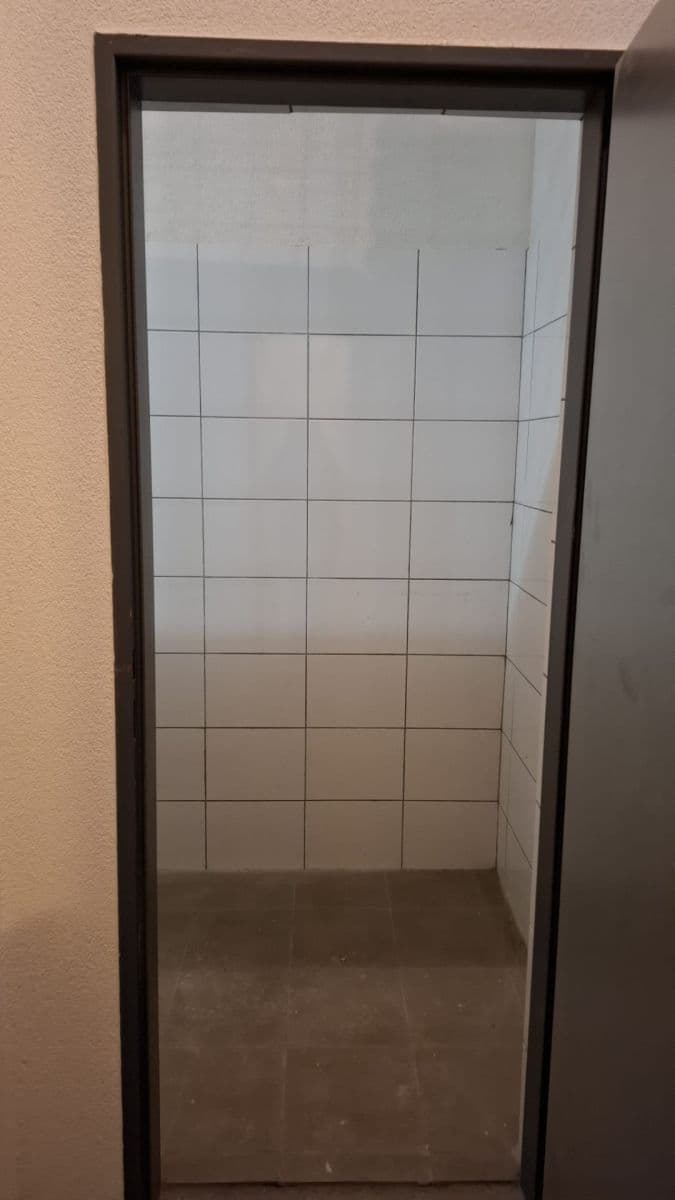 Predaj nebytového priestoru 4 m², U Rajské zahrady, Praha, Praha Predaj nebytového priestoru 4 m², U Rajské zahrady, Praha, Praha