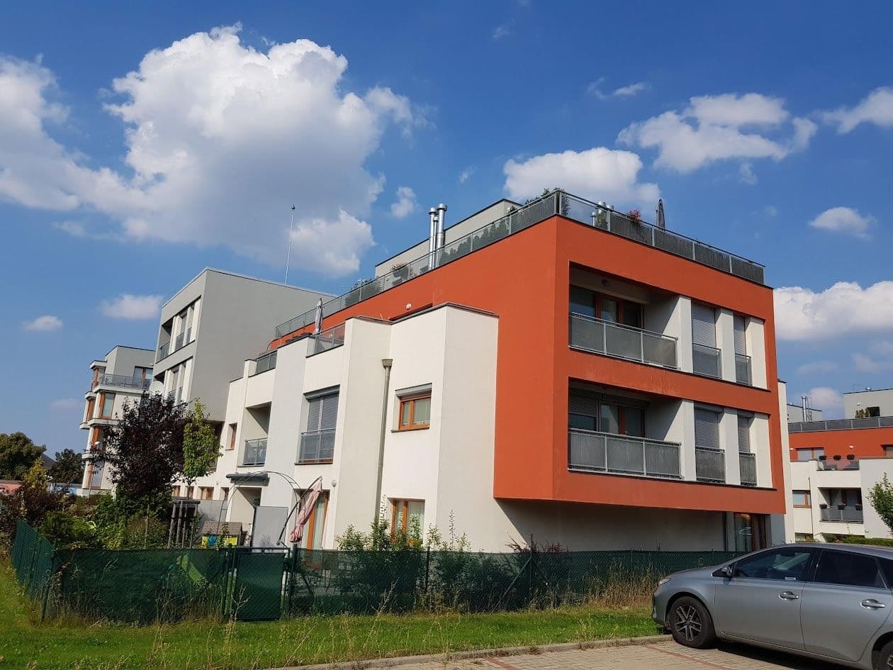 Prenájom bytu 2-izbový 61 m², Holubinková, Praha, Praha Prenájom bytu 2-izbový 61 m², Holubinková, Praha, Praha