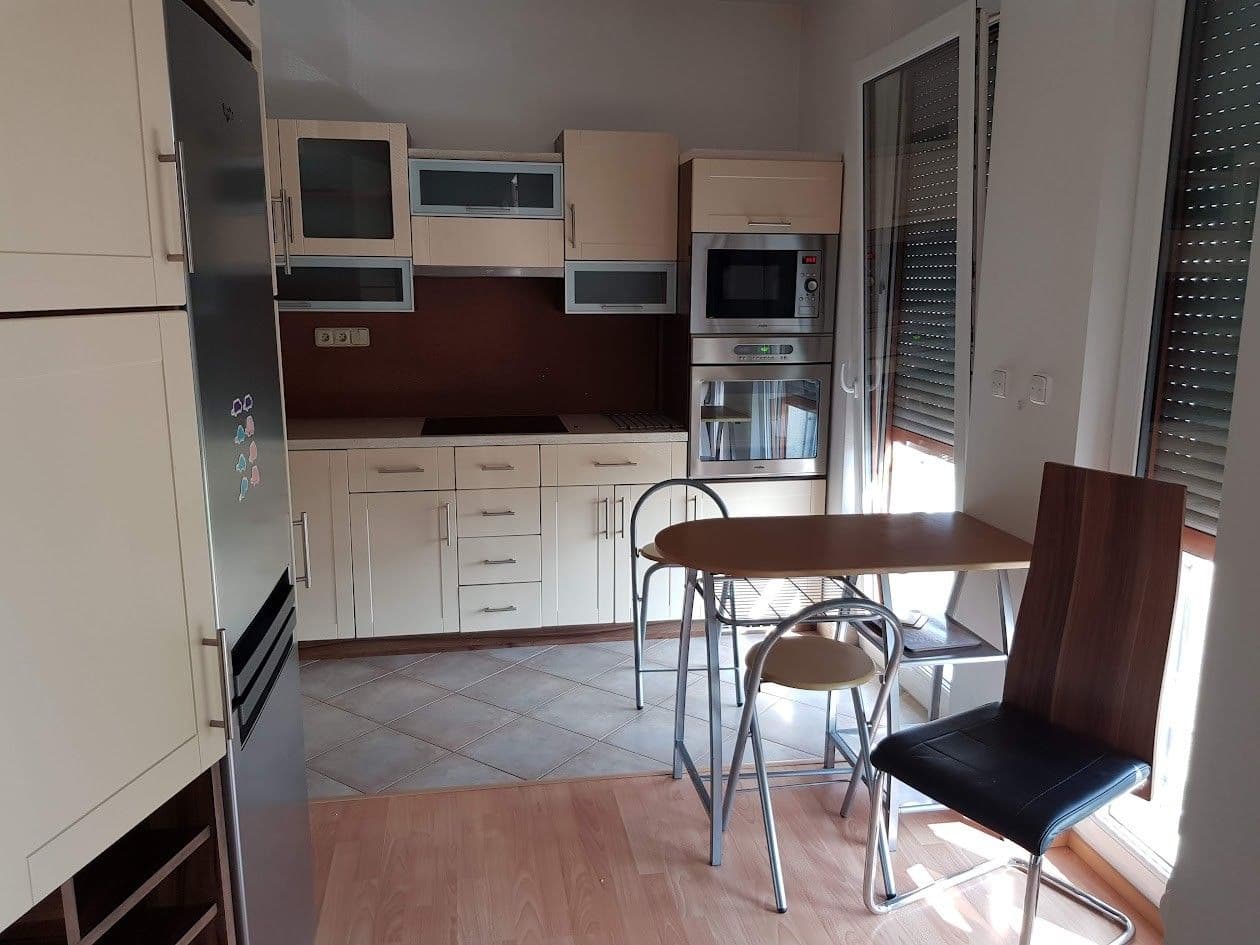 Prenájom bytu 2-izbový 61 m², Holubinková, Praha, Praha Prenájom bytu 2-izbový 61 m², Holubinková, Praha, Praha