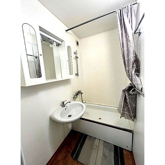 Predaj bytu 2-izbový 44 m², Hráského, Praha, Praha Predaj bytu 2-izbový 44 m², Hráského, Praha, Praha