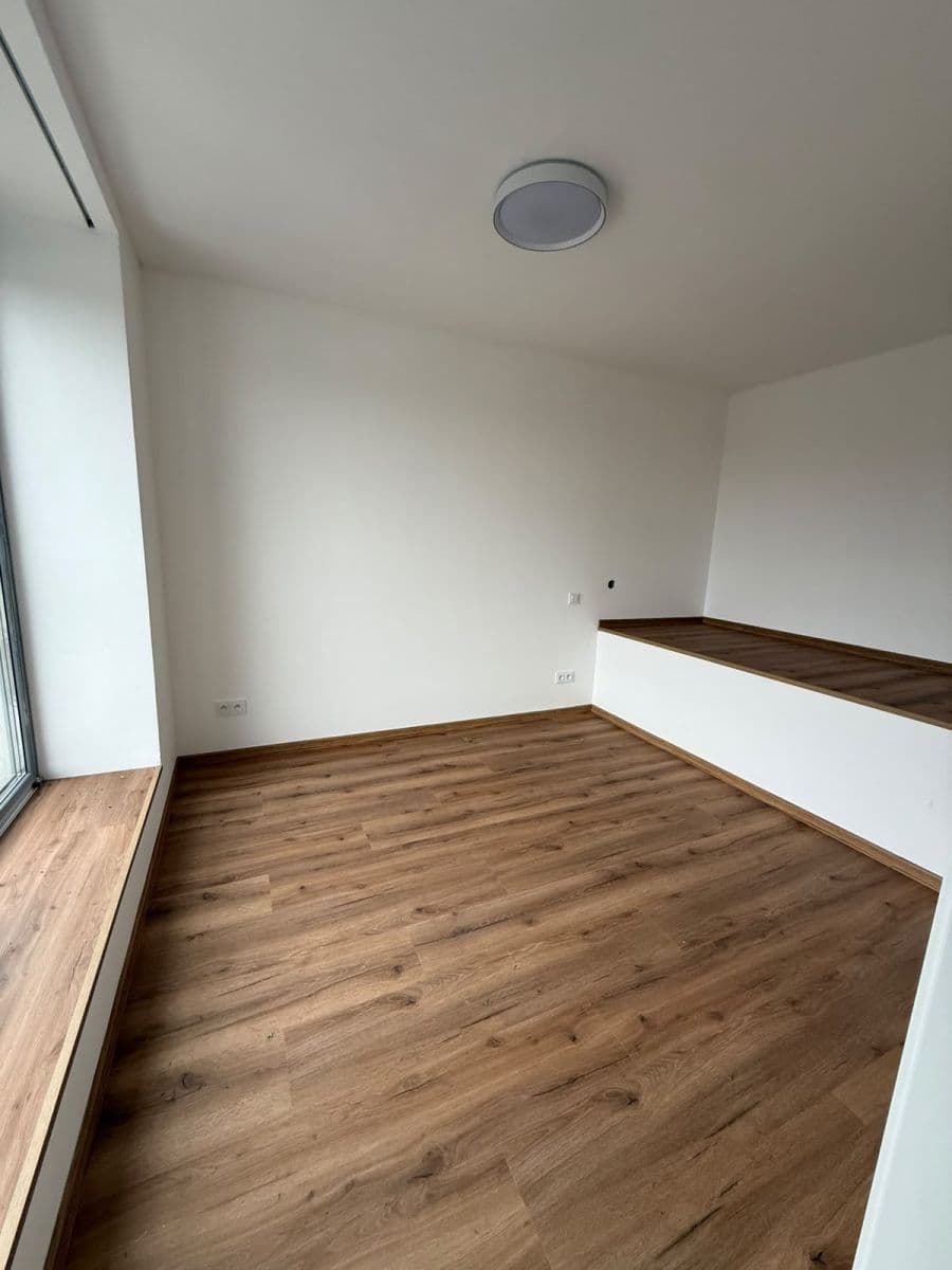 Prenájom bytu 3-izbový 51 m², Žleby, Rozdrojovice, Jihomoravský kraj Prenájom bytu 3-izbový 51 m², Žleby, Rozdrojovice, Jihomoravský kraj