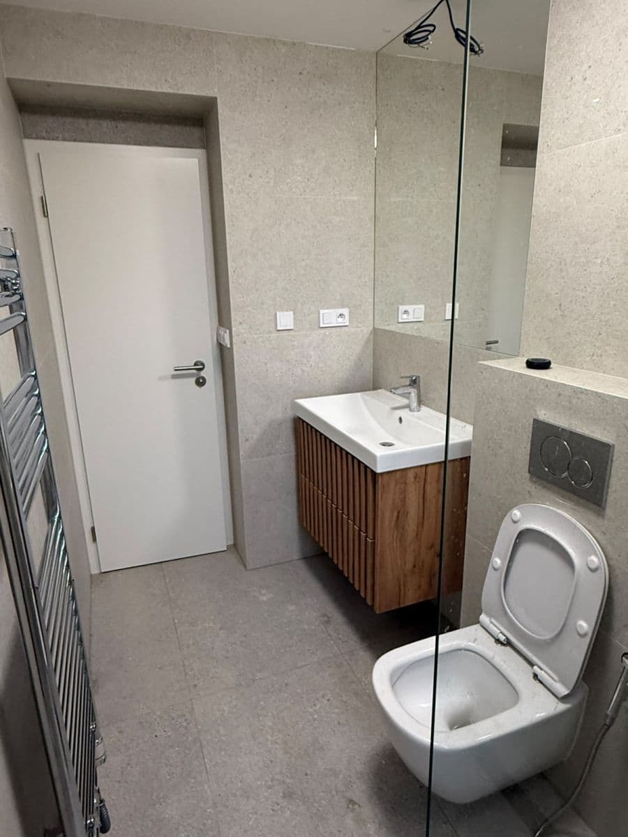 Prenájom bytu 3-izbový 51 m², Žleby, Rozdrojovice, Jihomoravský kraj Prenájom bytu 3-izbový 51 m², Žleby, Rozdrojovice, Jihomoravský kraj