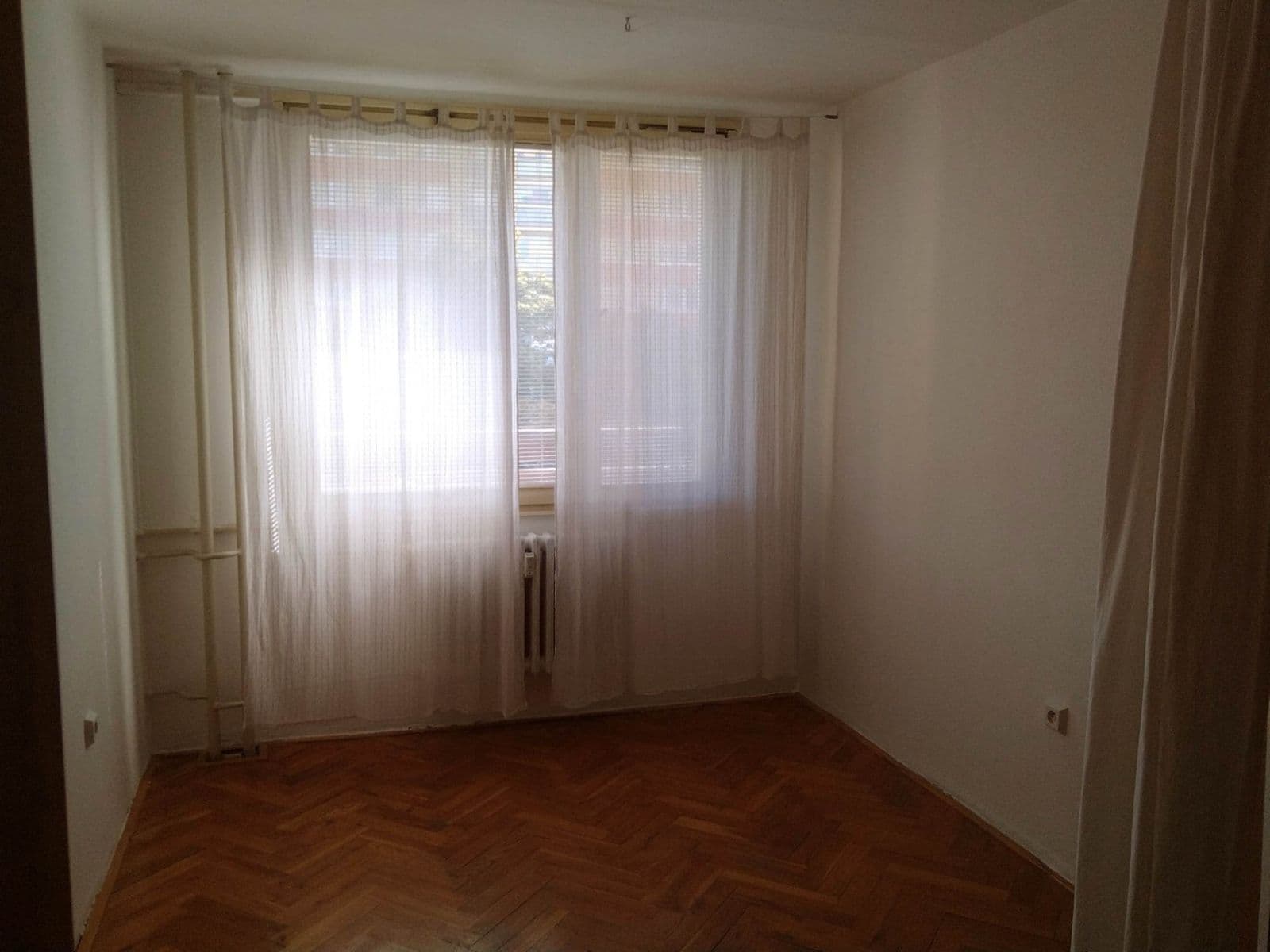 Prenájom bytu 2-izbový 45 m², Gutova, Praha, Praha Prenájom bytu 2-izbový 45 m², Gutova, Praha, Praha