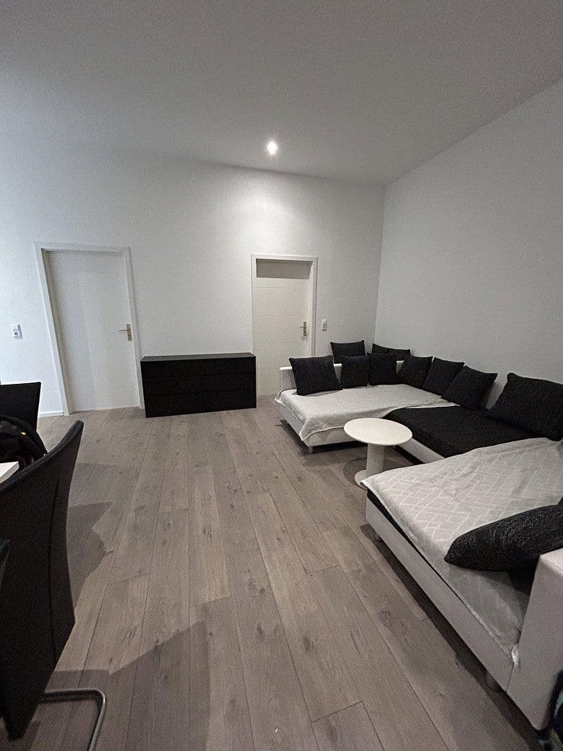 Predaj bytu 7-izbový 178 m², Karlsruhe, Bádensko-Wurttembersko Predaj bytu 7-izbový 178 m², Karlsruhe, Bádensko-Wurttembersko