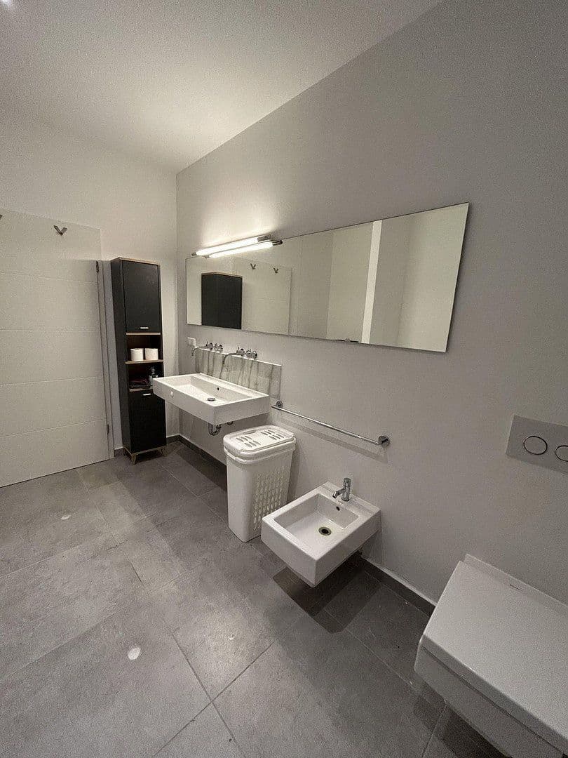 Predaj bytu 7-izbový 178 m², Karlsruhe, Bádensko-Wurttembersko Predaj bytu 7-izbový 178 m², Karlsruhe, Bádensko-Wurttembersko