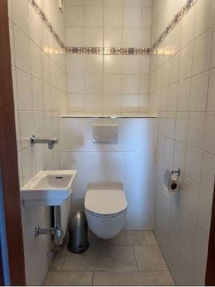Prenájom bytu 4-izbový 109 m², Tübingen, Bádensko-Wurttembersko Prenájom bytu 4-izbový 109 m², Tübingen, Bádensko-Wurttembersko