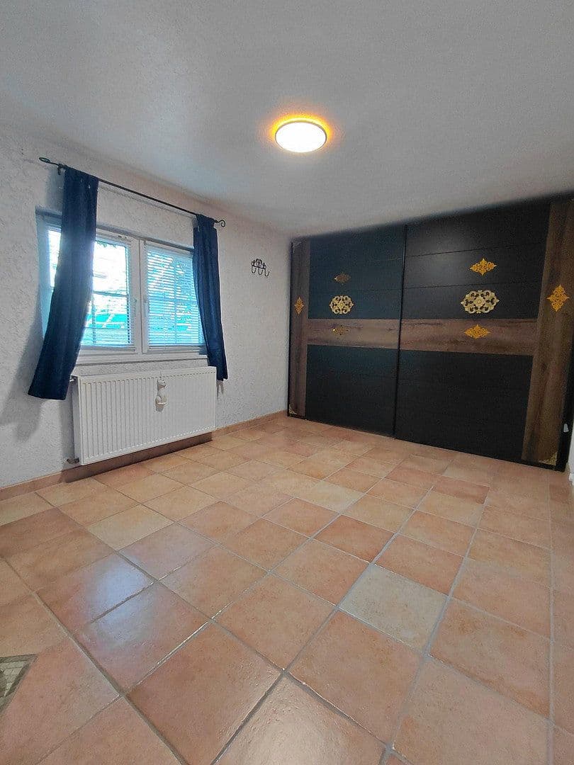 Prenájom domu 115 m², pozemok 99 m², Usingen, Hesensko Prenájom domu 115 m², pozemok 99 m², Usingen, Hesensko