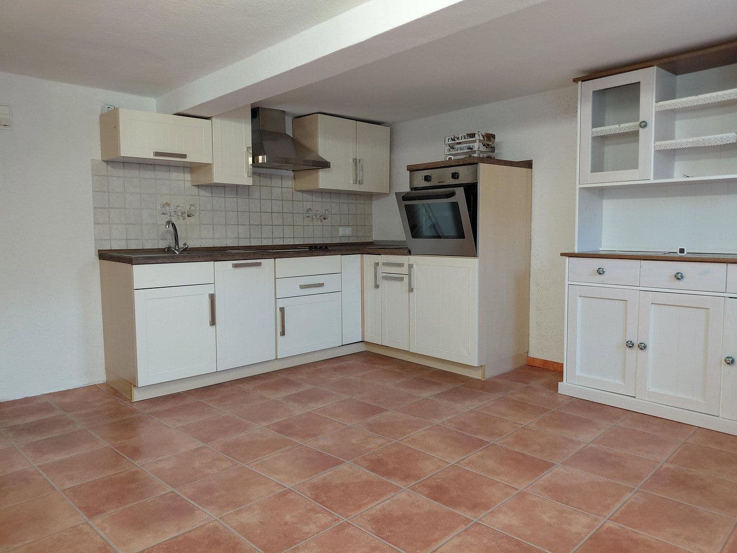 Prenájom domu 115 m², pozemok 99 m², Usingen, Hesensko Prenájom domu 115 m², pozemok 99 m², Usingen, Hesensko