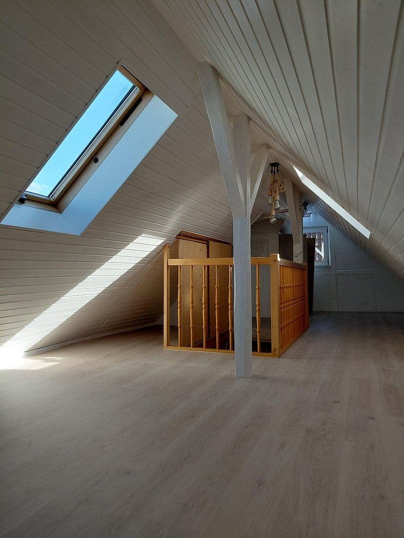 Prenájom domu 115 m², pozemok 99 m², Usingen, Hesensko Prenájom domu 115 m², pozemok 99 m², Usingen, Hesensko
