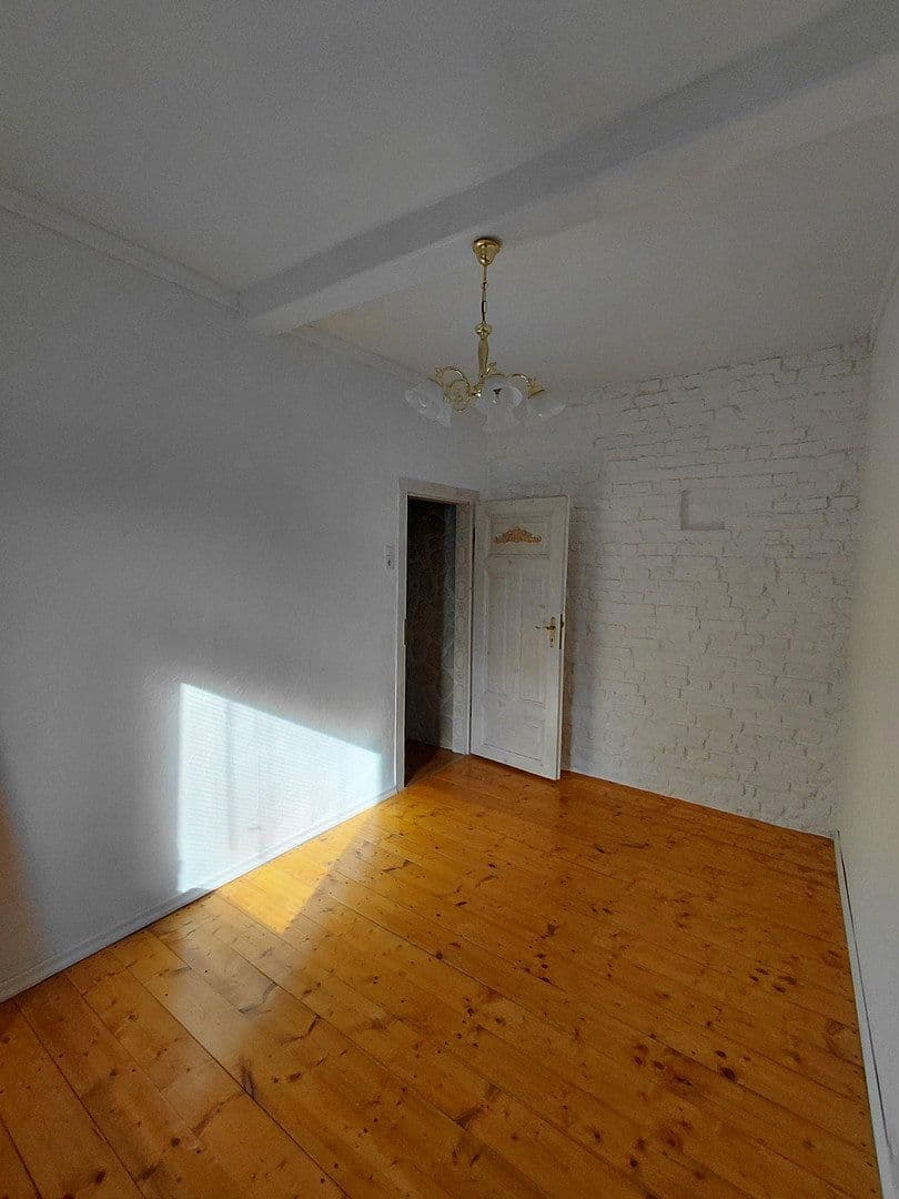 Prenájom domu 115 m², pozemok 99 m², Usingen, Hesensko Prenájom domu 115 m², pozemok 99 m², Usingen, Hesensko