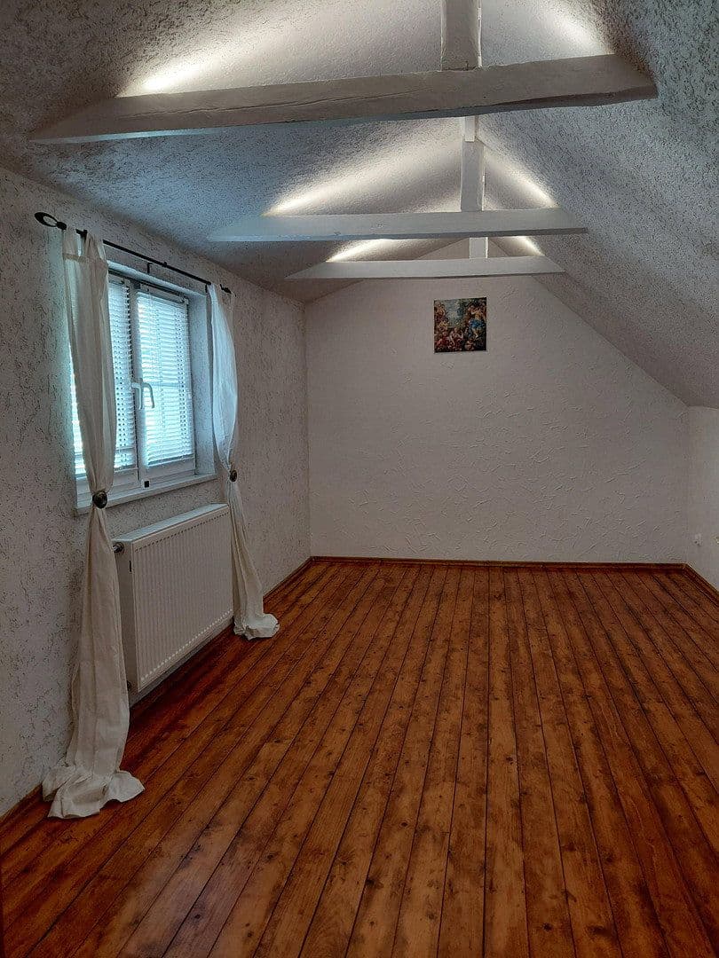 Prenájom domu 115 m², pozemok 99 m², Usingen, Hesensko Prenájom domu 115 m², pozemok 99 m², Usingen, Hesensko