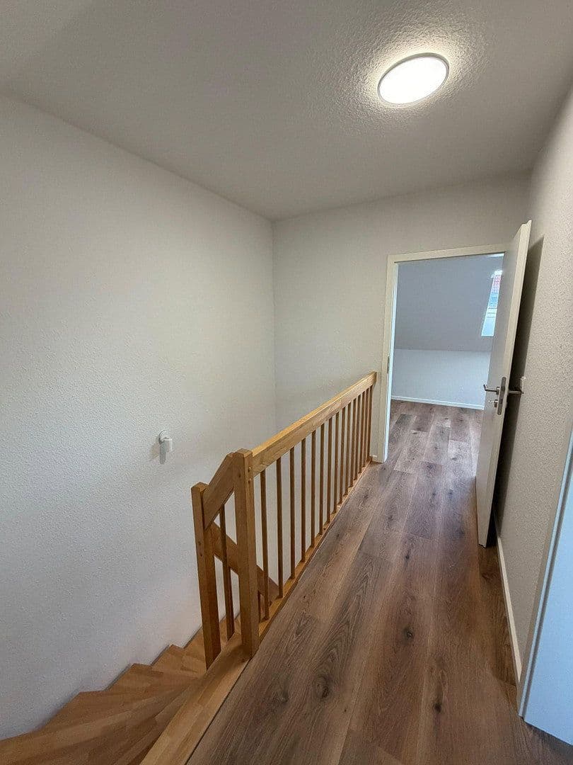 Predaj domu 125 m², pozemok 204 m², Clara-Schumann-Straße 4, Riedstadt, Hesensko Predaj domu 125 m², pozemok 204 m², Clara-Schumann-Straße 4, Riedstadt, Hesensko