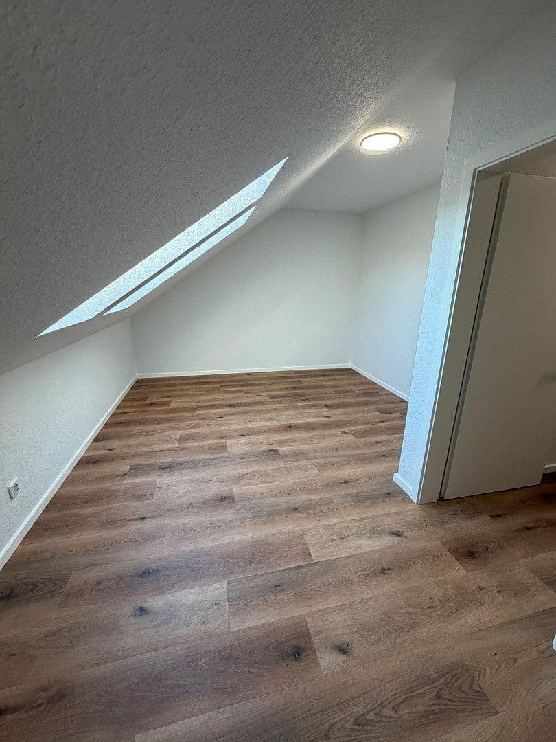 Predaj domu 125 m², pozemok 204 m², Clara-Schumann-Straße 4, Riedstadt, Hesensko Predaj domu 125 m², pozemok 204 m², Clara-Schumann-Straße 4, Riedstadt, Hesensko