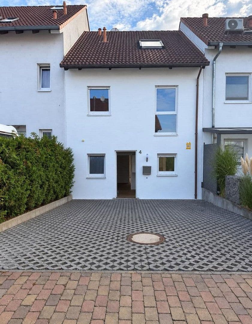 Predaj domu 125 m², pozemok 204 m², Clara-Schumann-Straße 4, Riedstadt, Hesensko Predaj domu 125 m², pozemok 204 m², Clara-Schumann-Straße 4, Riedstadt, Hesensko