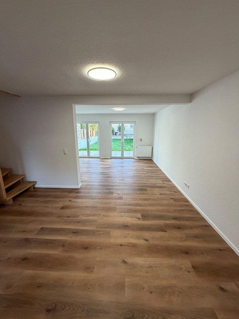 Predaj domu 125 m², pozemok 204 m², Clara-Schumann-Straße 4, Riedstadt, Hesensko Predaj domu 125 m², pozemok 204 m², Clara-Schumann-Straße 4, Riedstadt, Hesensko