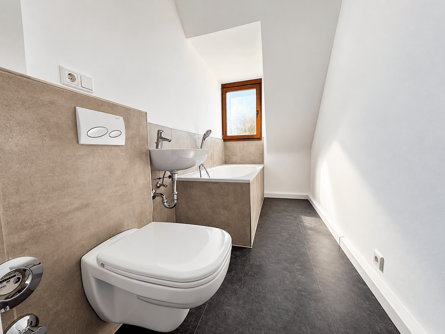 Predaj bytu 3-izbový 67 m², Maashofstraße 16-18, Leverkusen, Severné Porýnie - Westfálsko Predaj bytu 3-izbový 67 m², Maashofstraße 16-18, Leverkusen, Severné Porýnie - Westfálsko