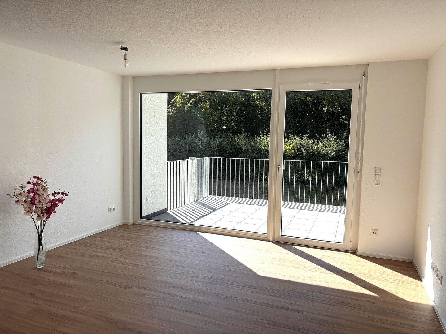 Prenájom bytu 2-izbový 67 m², Wendlinger Str. 45, Nürtingen, Bádensko-Wurttembersko Prenájom bytu 2-izbový 67 m², Wendlinger Str. 45, Nürtingen, Bádensko-Wurttembersko