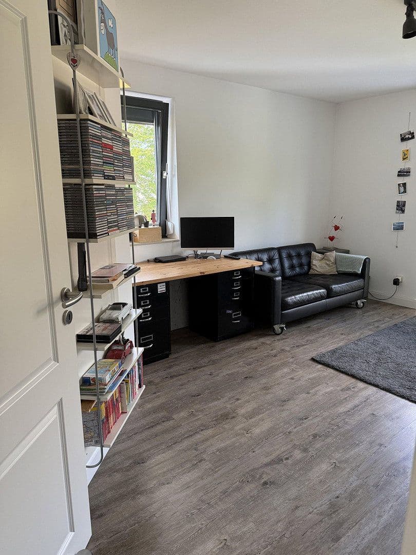 Predaj domu 175 m², pozemok 425 m², Tornesch, Šlezvicko-Holštajnsko Predaj domu 175 m², pozemok 425 m², Tornesch, Šlezvicko-Holštajnsko