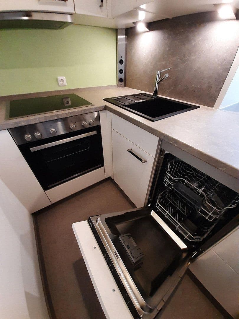 Prenájom bytu 1-izbový 33 m², München, Bavorsko Prenájom bytu 1-izbový 33 m², München, Bavorsko