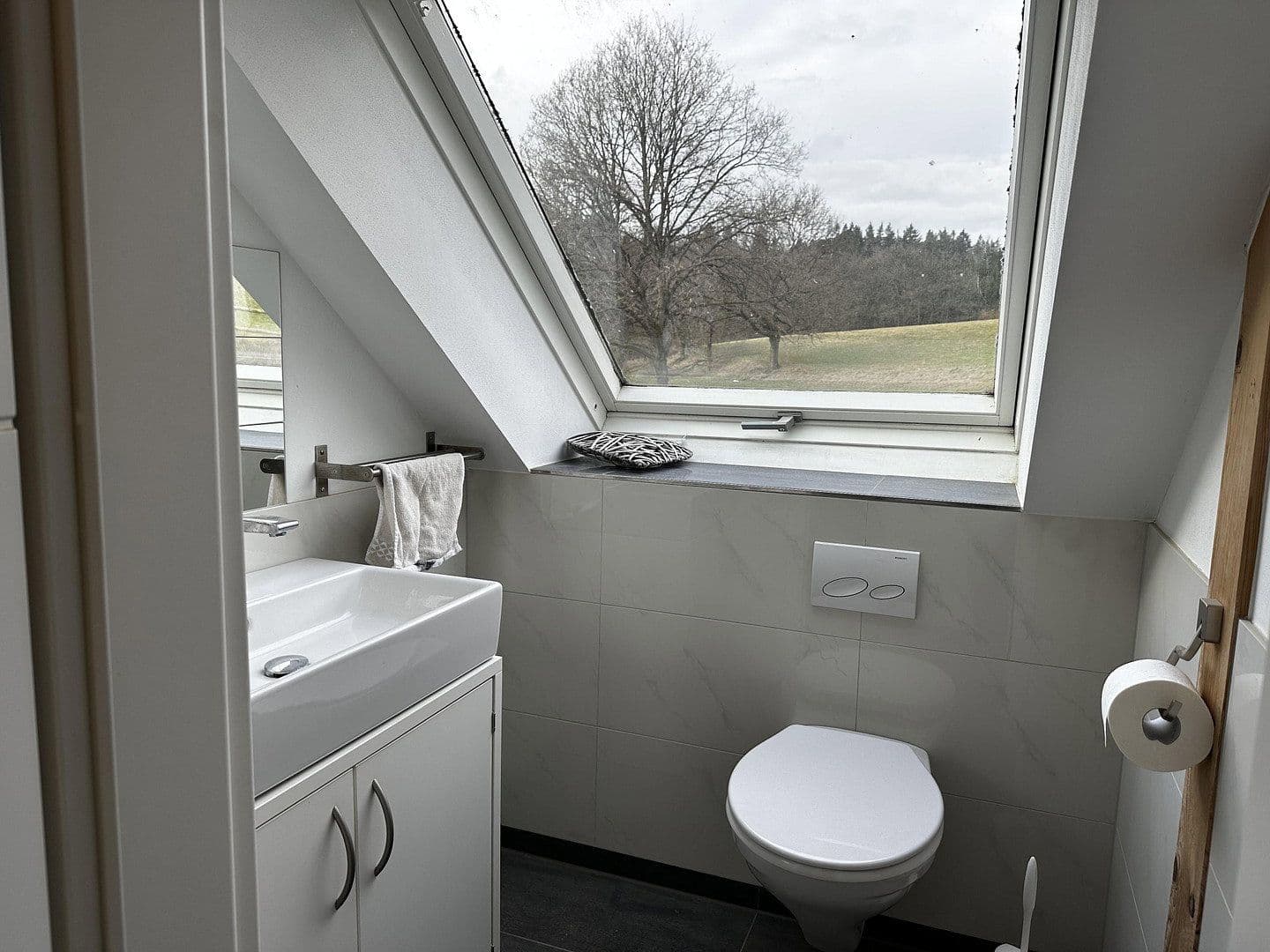 Predaj domu 140 m², pozemok 47.200 m², Kirchberg, Porýnie-Falcko Predaj domu 140 m², pozemok 47.200 m², Kirchberg, Porýnie-Falcko