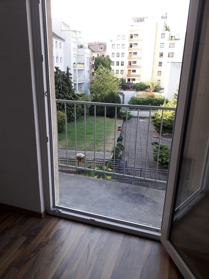 Prenájom bytu 2-izbový 55 m², Goethestraße 70, Offenbach am Main, Hesensko Prenájom bytu 2-izbový 55 m², Goethestraße 70, Offenbach am Main, Hesensko